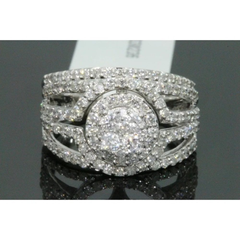 1.60 carat 10k diamond cluster ring